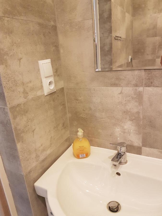 Apartament U Ewy W Kolobrzegu Podczele - 2 Sypialnie 50M2, Wifi I Darmowy Parking! Exterior foto